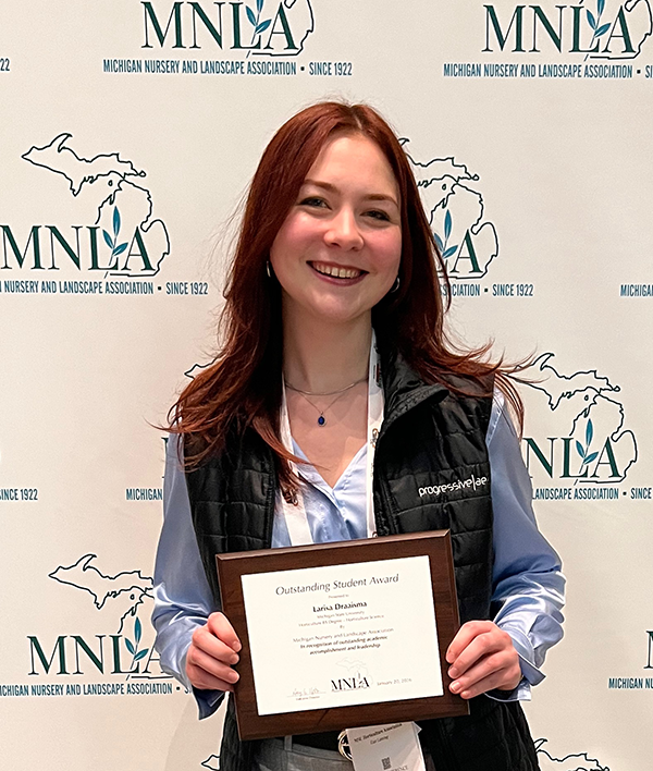 Larisa Draaisma headshot